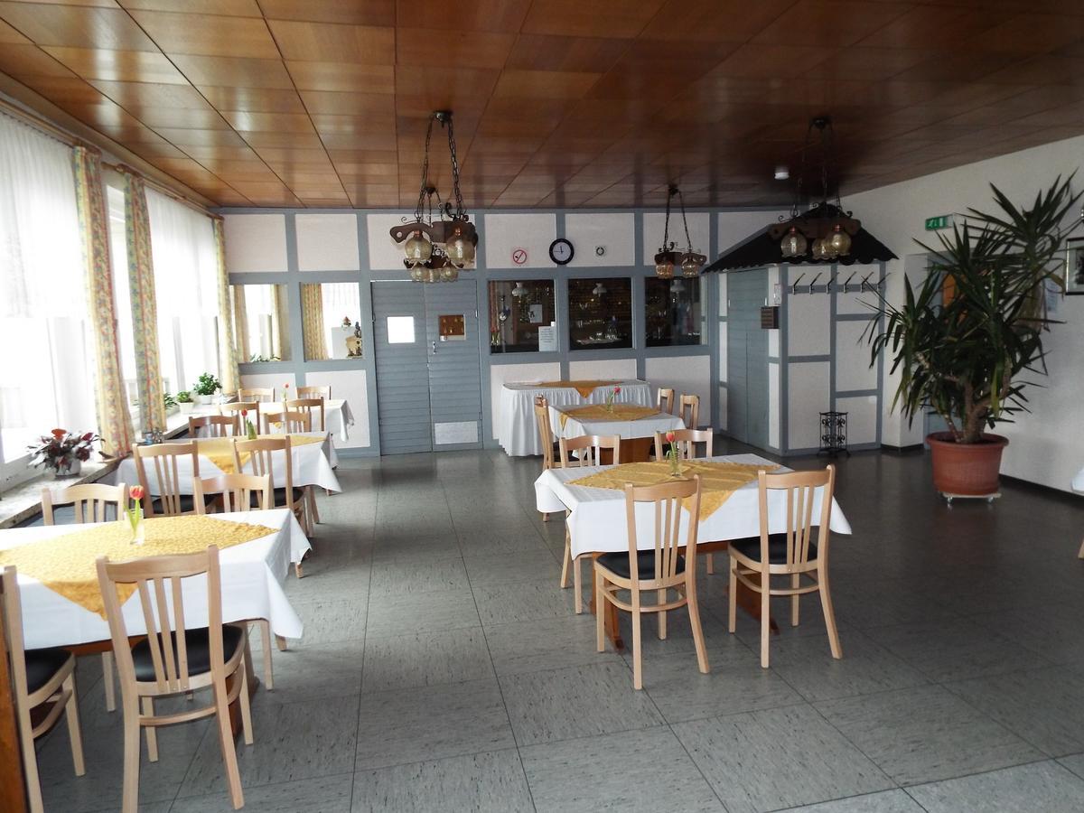 Hotel Garni Zum Reinhardswald Gewissenruh Екстер'єр фото