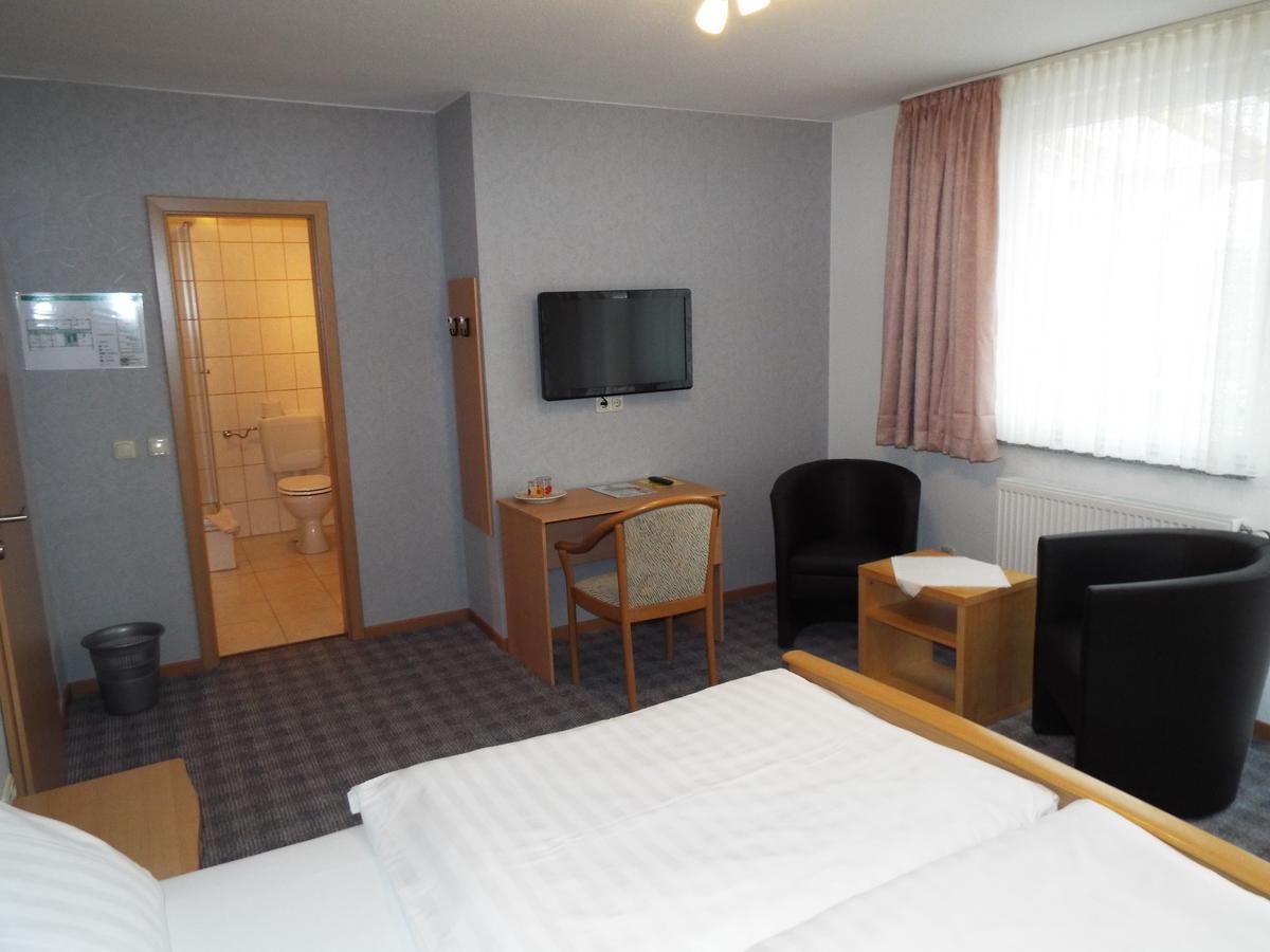 Hotel Garni Zum Reinhardswald Gewissenruh Номер фото