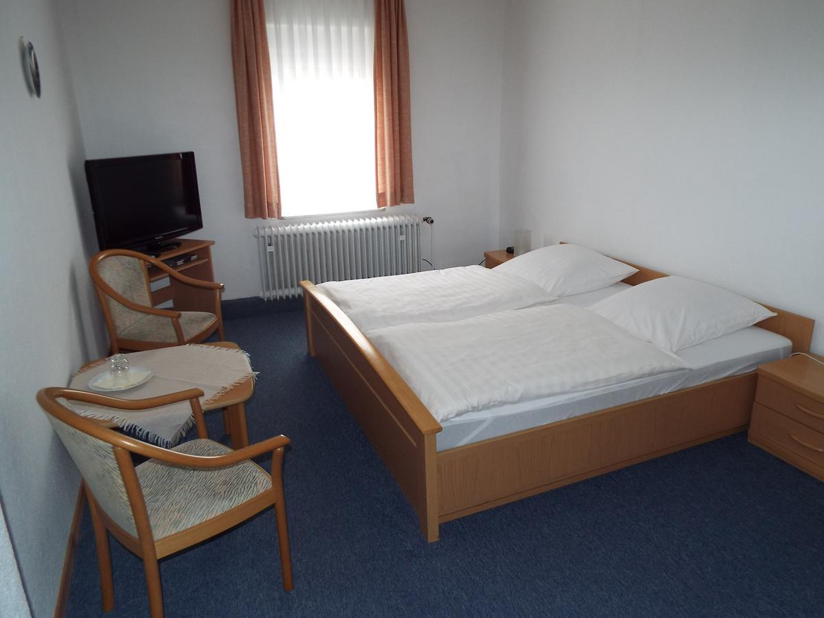 Hotel Garni Zum Reinhardswald Gewissenruh Екстер'єр фото