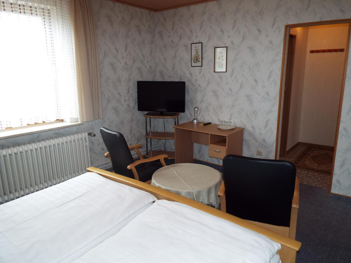 Hotel Garni Zum Reinhardswald Gewissenruh Екстер'єр фото